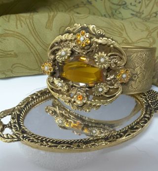 Vintage Coro Topaz Glass W/seed Pearls Etched Hinged Bangle Bracelet