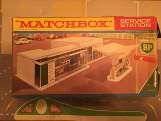 Vintage Matchbox MG - 1 Service Station BP Made in England Lesney Product 8