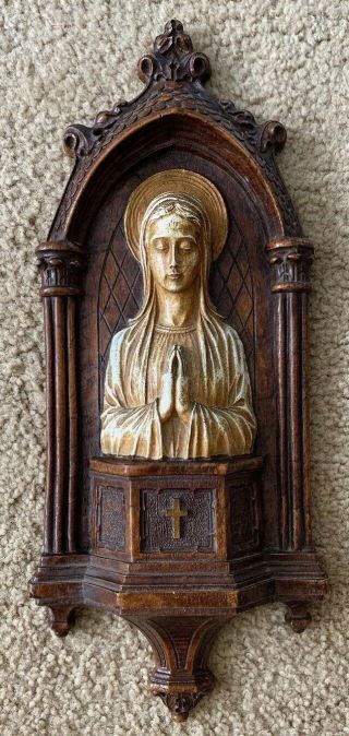 Vintage Syroco Wood " Mary Praying " Wall Decor Hanging 6” X 14.  25” Tall