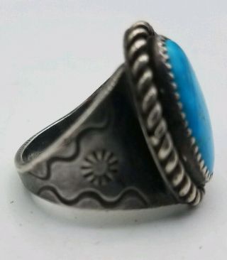 VINTAGE MENS NATIVE AMERICAN SILVER AND TURQUOISE RING grams,  Size11 5
