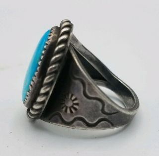 VINTAGE MENS NATIVE AMERICAN SILVER AND TURQUOISE RING grams,  Size11 6
