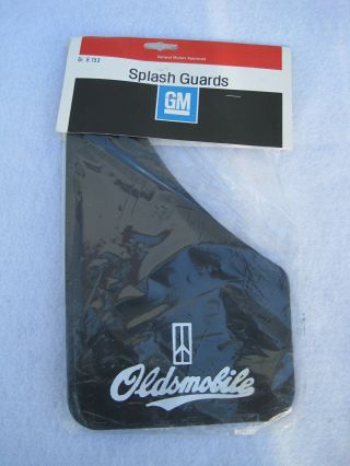Nos Vintage Oldsmobile Splash Guards Mud Flaps Classic Pair (2).  Oem Gm
