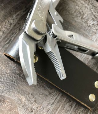 Leatherman Crunch.  Collectible,  Vintage Multitool with old design Box & Sheath 6