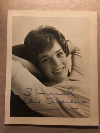 Julie Andrews Very Rare Very Early Autographed Photo From The 1950s
