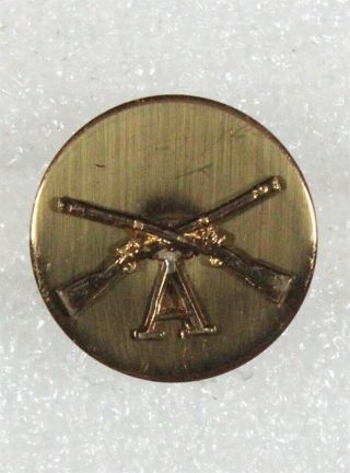 Army Enlisted Collar Pin: Company A,  Infantry - Flat,  Gilt,  S/b