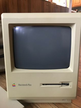 Vintage Macintosh Plus 1Mb External Drive,  Mouse Keyboard Bag 