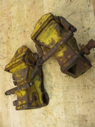 Vintage Allis Chalmers 190 D17 Tractor Quick Attach Snap Couplings 3 Point Hitch 2