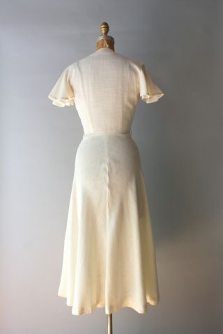 1930s White Cotton Day Dress Flutter Sleeves Lace and Studs 30s Vintage Dress 4