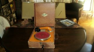 Vintage 1930 Child Orange Gramophone Phonograph Orphee Portable 28cmx23cmx12.  5cm