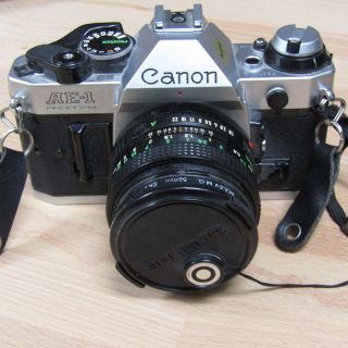 Vintage Camera Canon Ae - 1 Program Lens Fd 50mm 1: 1.  8 Japan Rolev M.  G.  52mm