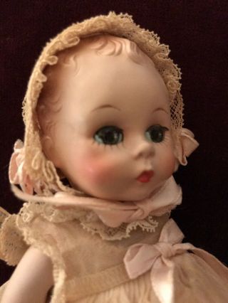 VINTAGE MADAME ALEXANDER KINS 7 - 1/2 INCH DOLL HEAD MOVES SIGNED 1950s 8