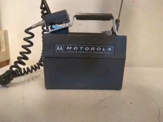 Vintage Motorola Handie - Talkie P33ddc - 1010am Fm Radiophone