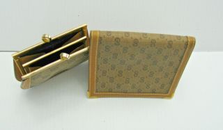 VINTAGE GUCCI TAN MONOGRAM KISS LOCK COIN PURSE W/ MATCHING WALLET 4