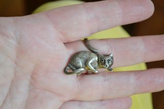 Fabulous vintage artisan sterling silver CAT ring 7.  5 - 8 bas relief quirky kitten 3