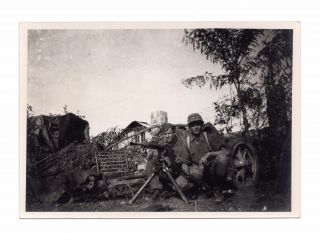 German Soldiers With Machine Gun Vintage Wwii German Photo