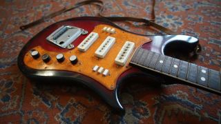 URAL 650 Art.  422 RARE Vintage Electric Guitar Soviet USSR (rickenbacker style) 3