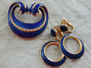 Vintage Brooch Pin & Earrings Blue Enamel L ' orient by Trifari 440 - R 2