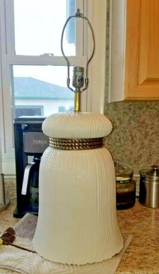Vintage 1982 Chapman White Tassel And Gold Table Lamp
