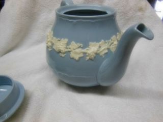 WEDGEWOOD QUEENSWARE,  BLUE TEA POT,  VINTAGE 5