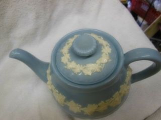 WEDGEWOOD QUEENSWARE,  BLUE TEA POT,  VINTAGE 7