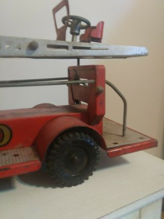 Vintage 50s/60s Tonka No.  5 Aerial Ladder T.  F.  D Fire Engine Truck Pressed Steel 4