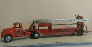 Vintage 50s/60s Tonka No.  5 Aerial Ladder T.  F.  D Fire Engine Truck Pressed Steel 7