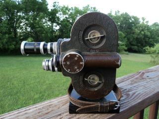 Rare Vintage Bell & Howell Filmo 70 - DA 16mm Movie Camera 2