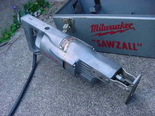 VINTAGE MILWAUKEE SAWZALL W/ CASE,  BLADES AND INSTRUCTIONS MODEL 414 4
