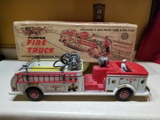 Vintage Marx Lumar Pumper Fire Truck Pressed Litho Steel Tin