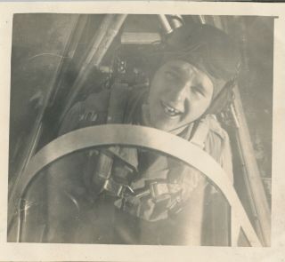 Wwii 1944 Usaaf Aircraft 4x5 Photo Pilot In Airplane Cockpit