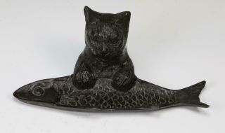 Vintage Cast Iron Cat W/ Fish Trinket Tray Dish Dark Bronze Ashtray Mid Century