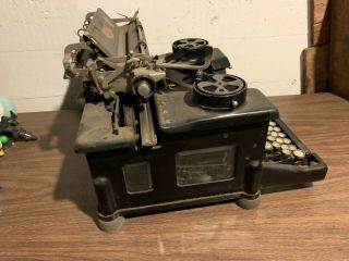Vintage Antique Royal Typewriter Royal 10 6