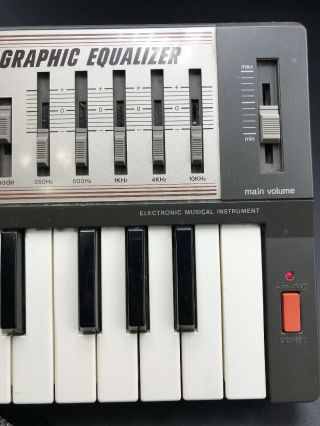 Vintage Casio MT - 100 Casiotone Keyboard Synthesizer Equalizer 3