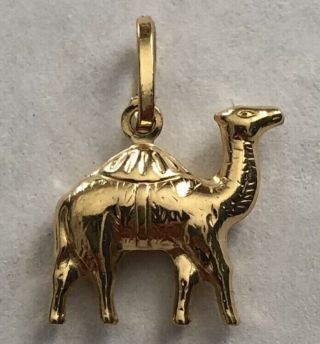 Vintage 18k (. 750) Solid Gold Camel Pendant Charm 1.  4g Look