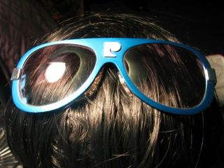 Pierre Cardin VINTAGE Sunglasses RARE ELECTRIC BLUE METAL FRAMES Aluminum Series 6