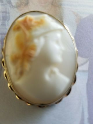 Antique Shell Cameo Brooch Pin With C - Clasp