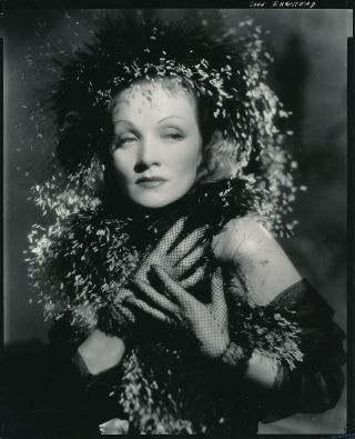Marlene Dietrich Vintage 1940s John Engstead Paramount Portrait Photo