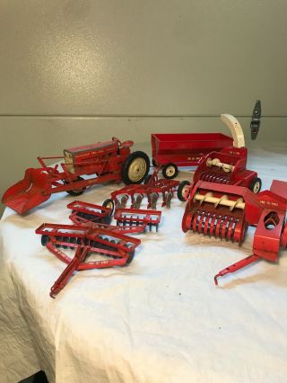 Vintage Tru Scale Tractor Farm Toys - - Rare 6 Piece Matched Set 3