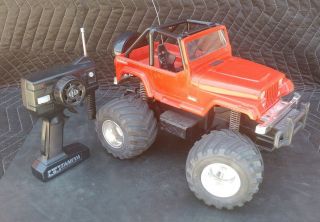 Vintage Tamiya 1993 Red Jeep Wranger R/c 46017 1:12 Quick Drive W/ Remote