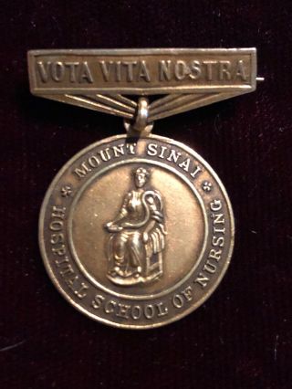 Vintage 14k Gold 1930 Mount Sinai Hospital School Of Nursing Pin Medal