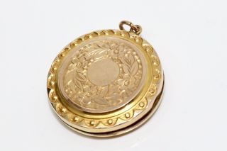 A Fine Heavy Antique Victorian 9ct 375 Yellow Gold Back & Front Engraved Locket