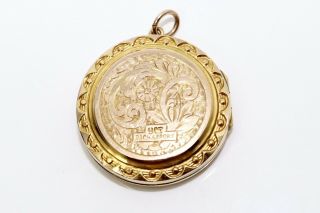 A Fine Heavy Antique Victorian 9ct 375 Yellow Gold Back & Front Engraved Locket 2