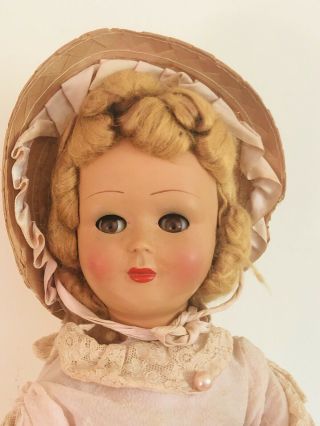 VINTAGE ANTIQUE HARD PLASTIC COMPOSITION WALKING BABY DOLL 1940’s pretty 2