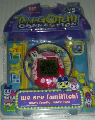 Vintage Tamagotchi Connection V5 V5.  5,  Familtchi -,  Red