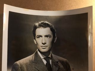Gregory Peck Rare Early Vintage Autographed 8/10 Photo Mockingbird 1944 2