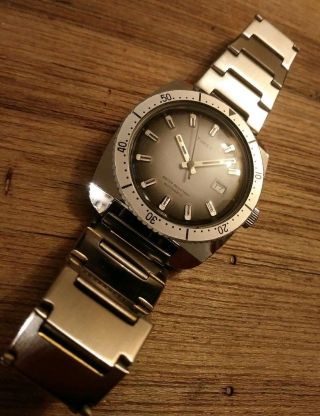 Vintage Rare 1975 Timex Automatic Men 