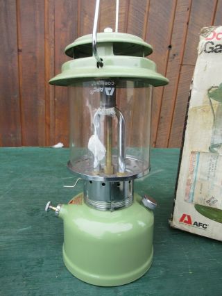 Vintage Coleman AFC Lantern Green Model 1022 has Glass Globe with Cardboard Box 6