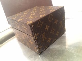Louis Vuitton Ring Box Mini Trunk Extremely Rare High end Luxury Gift 8