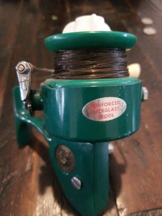 Vintage Penn 710 Spinfisher Spinning Reel