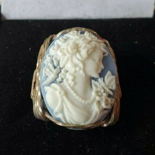 Cameo Hand Carved Shell Ladies Ring 10k Gold Filled Vintage